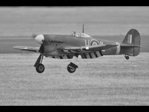 WW2 WARBIRDS DISPLAY / LARGE SCALE - COSFORD RC MODEL AIRSHOW - 2013