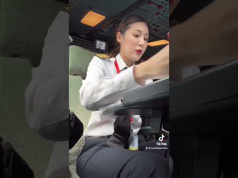 ATIS at Phuket International Airport⛈️☀️🌦️🌪️✈️👩🏻‍✈️ #weathertreport #pilotlife #aviationlife