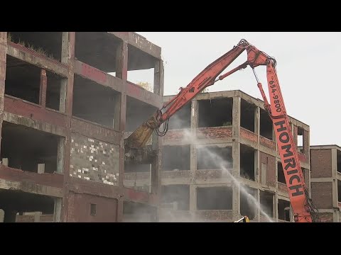 Packard Plant demolition begins