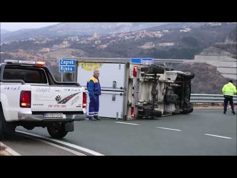 Olujna bura prevrnula dostavni kamion kod Kraljevice