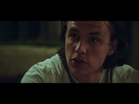 Deset u pola trailer