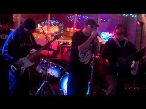 Lou Dog Band (Sublime Tribute) - STP Sublime Cover @ Looking Glass 11-27-10