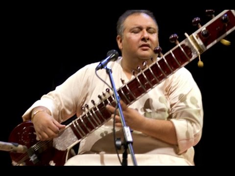 Ustad Shujaat Hussain Khan - Raga Mishra Bhairavi - ( Sitar - Tabla ) - by roothmens
