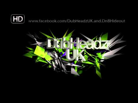 MNNiA - Pirate Bath [HD]