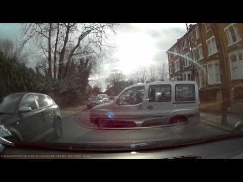 Lady needs to go to Specsavers before she drives again