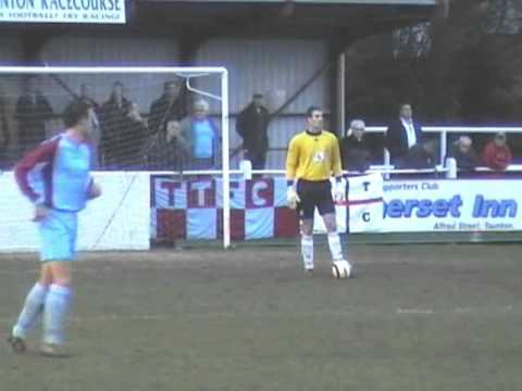 TAUNTON TOWN FC VS HENDON - FA TROPHY 27/11/2004