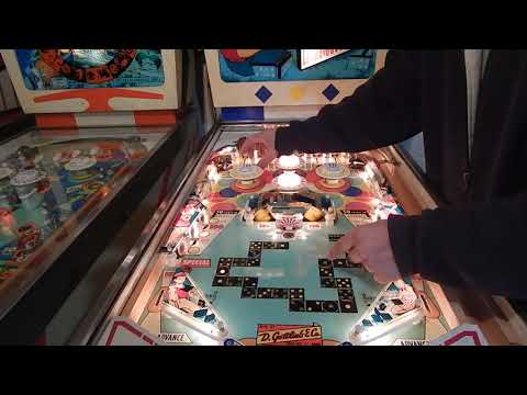 Vic Camp Pinball: 1968 Gottlieb Domino "game play instructions" part 3