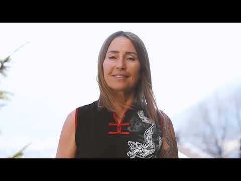 🌿 Qi Gong Übung3: Schüttelübung zum Entgiften und Reinigen | 5 Minuten Daily Detox