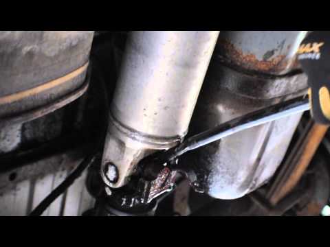 How To Remove A Transmission & Transfer Case From A GMC Sonoma, Chevy S 10, Blazer, Olds Bravada