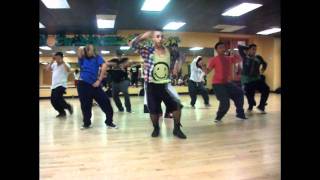 VIBRATE | Carlos &quot;MOMO&quot; Morris