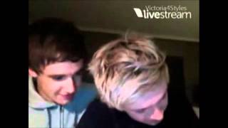 Niall draw louis, Zayn and his &quot;VAS HAPPENIN&quot; on Liam twitcam (4.18.12)