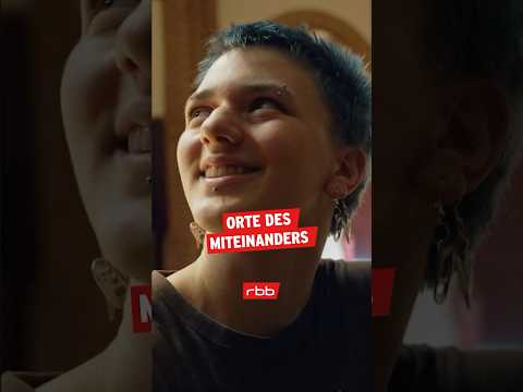 Video Thumbnail: Reformations-WG in Moabit | ganze Doku in der ARD Mediathek