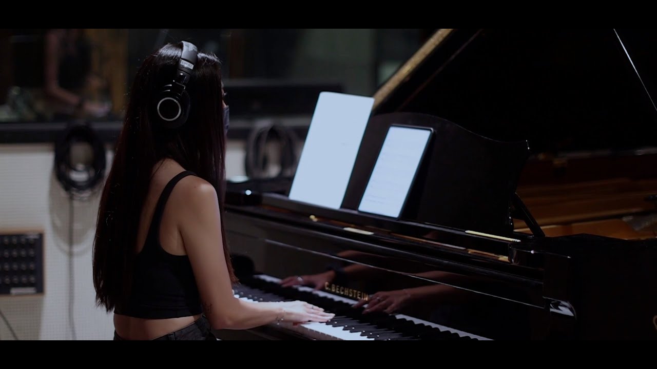 Promotional video thumbnail 2 for Haley the Cellist