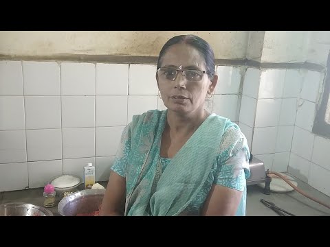 download lagu mp3 mp4 Moms Kitchen Recipes, download lagu Moms Kitchen Recipes gratis, unduh video klip Moms Kitchen Recipes