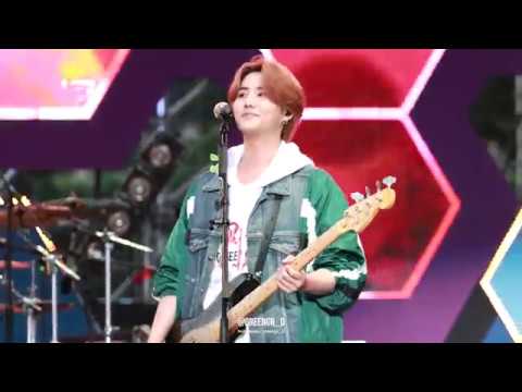 [4K]191019 GMF DAY6-man in a movie (영현 focus) YoungK