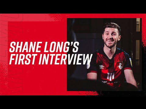 "I was about to tuck into some apple crumble then it was happening!" | Shane Long's first interview