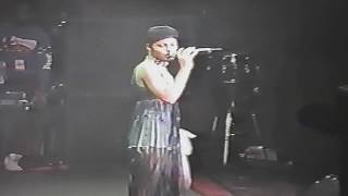 &#39;The Tantalizing&#39; Toni Braxton - &quot;Love Shoulda Brought You Home&quot; (LIVE)