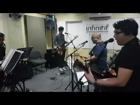 Paul Simpson - "Flaming Sword" featuring The SILVER Swans (Rehearsal Video)