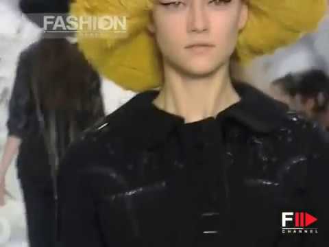 Fashion Show "Louis Vuitton" Autumn Winter 2007 2008 Pret a Porter Paris 2 of 3 by Fashion Channel