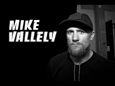 LEGENDARY MIKE VALLELY TAMPA PRO 2015