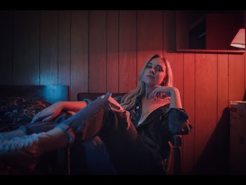 "Checkin Up" Official Music Video - Heather Janssen