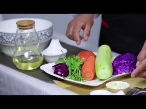 Sakafo Malagasy - Lasary karaoty, concombre ary choux rouge