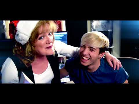 Nicki French - Very Christmas (Official Video)