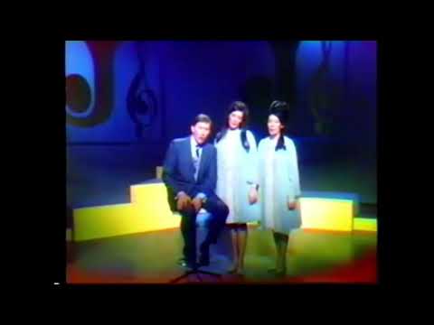 The Rambos - The Holy Hills Of Heaven Call Me (Gospel Singing Jubilee)