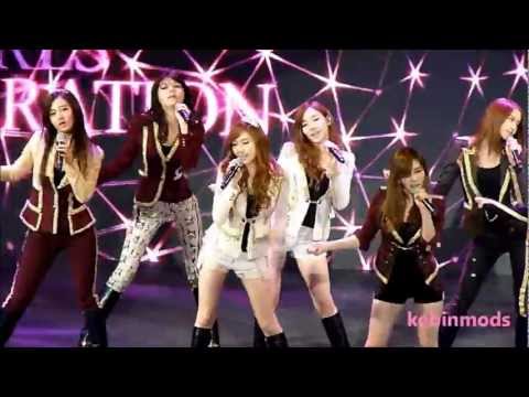 SNSD - Genie @ K-Pop Super Concert LA 11.10.12