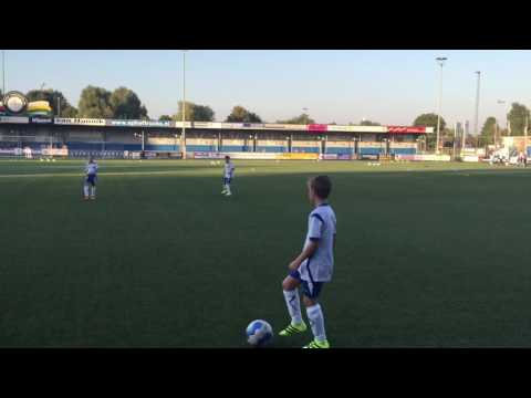 Voetbalschool film2  G.V.V.V.