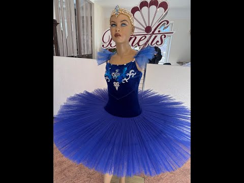 Маленькая Голубая Птица F 0015B - video 3