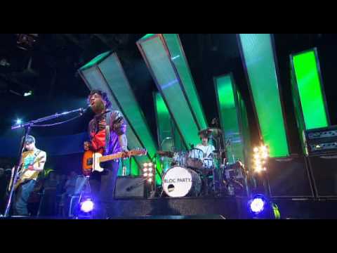 Bloc Party - Hunting for witches (live jools holland)