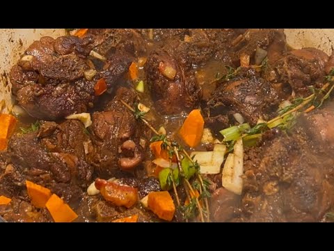 The Best Smothered Turkey Neck Recipe | Easy and Delicious Recipe | Jamaican Style
