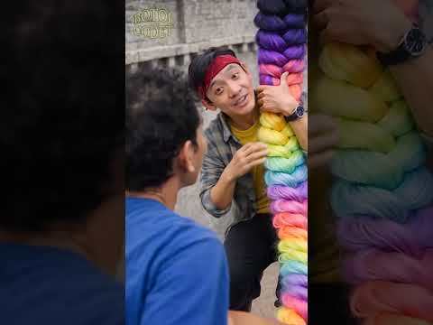 RAMBUT WARNA WARNI TURUN DARI KASTIL, ternyata 😱