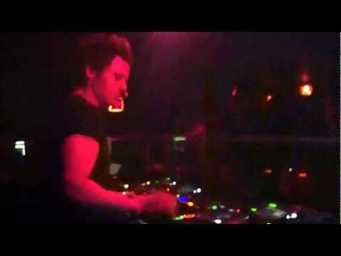 Fedde Le Grand at Beta 11 29 12   Roul & Doors   Melody N Harmony Opening Track