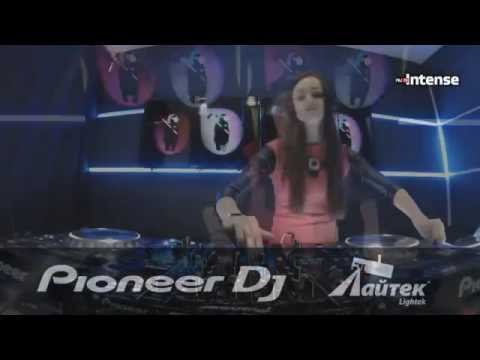 Live @ Radio Intense 29.01.2014 - Da Queen