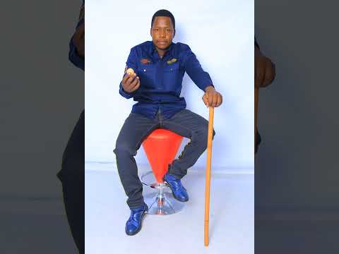 M'YAKAYAKA:EMAHLABATHINI