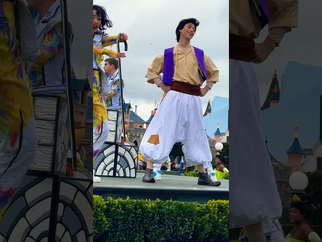 Vídeo relacionado con Disney Store Official, Aladdín, Jasmine, Disfraz Infantil, Conjunto Camiseta y Pantalones Turquesa para Fiestas, Juego y Halloween, 4 años
