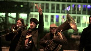 Mirko & BreakBeat Brass Band - Viva La Revolucion (Gverila klip)