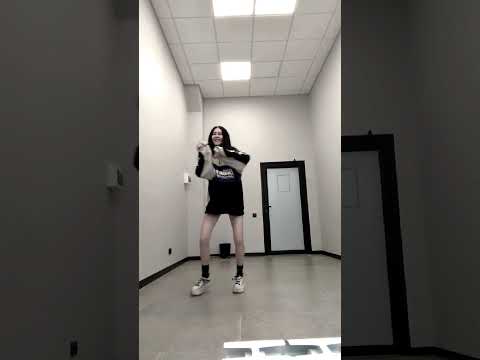 you in my blurred memories #itzy #straykids #nmixx