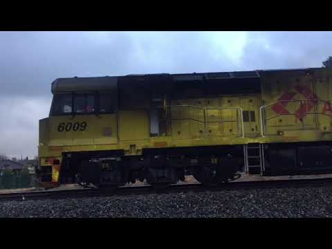 Aurizon Coal Train (TM85) at Moss Vale NSW