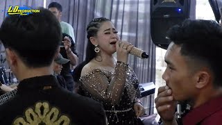 Download lagu DATANG UNTUK PERGI NINA MICRENG LD PRO mp3 Download lagu DATANG UNTUK PERGI NINA MICRENG LD PRO mp3