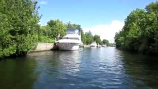 preview picture of video 'Dingy Run to Lakefield Marina + Beer Store'