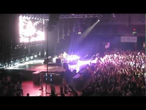 Tiesto - Maximal Crazy (Live at Washington DC)