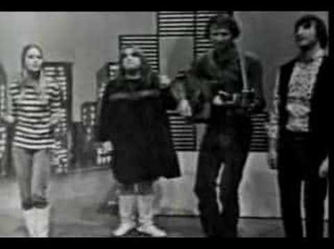 The Mamas & the Papas - California Dreamin'