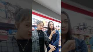 Download lagu Sarti dan Dewi Baduy Dance di Supermarket mp3