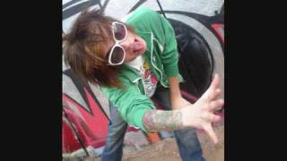 Brokencyde - Broken Mikrofonez