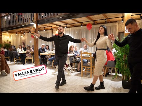Sindi Yzeiri - Vallja e "Valit", Më e Preferuara në Sulovë Kolazh Vallesh