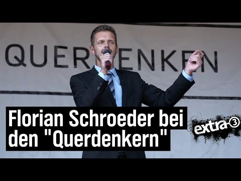 Hintergrundbericht: Florian Schroeder bei den "Querdenkern" | extra 3 | NDR