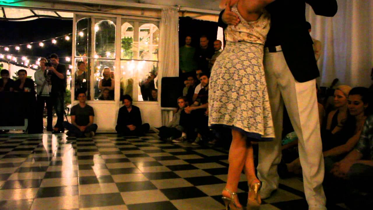 Dana Frígoli y Adrian Ferreyra en Milonga La Bicicleta! 1